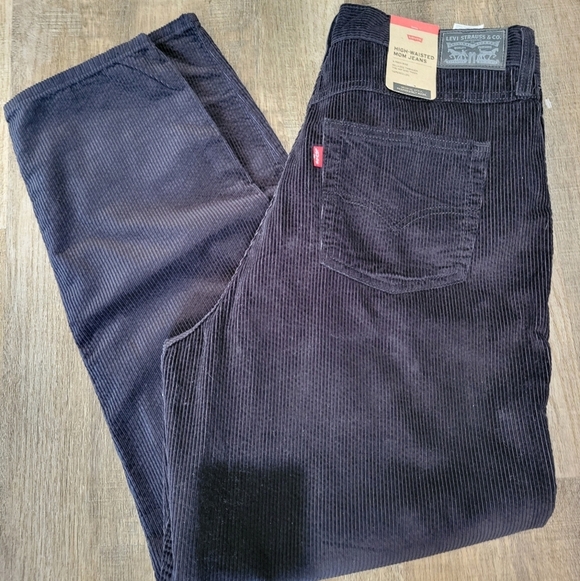 Levi's Denim - Levi's MOM JEANS HIGH WAISTED Black Corduroy
